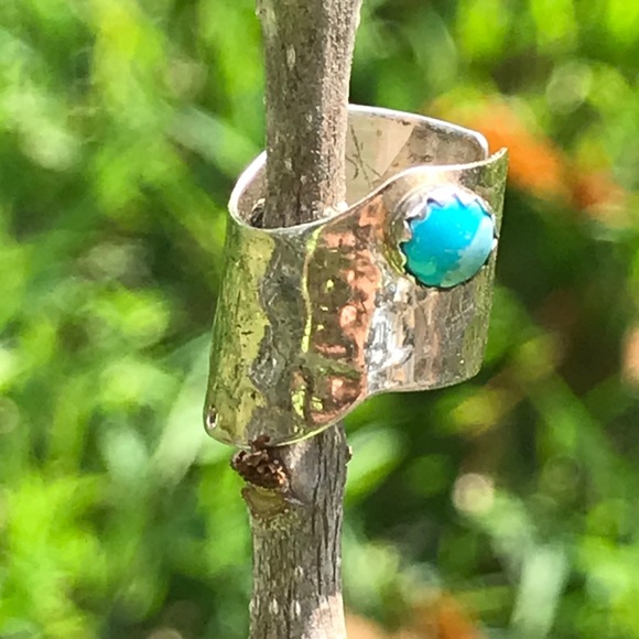 Jewelry - Ear Cuff sterling Silver with turquoise stone